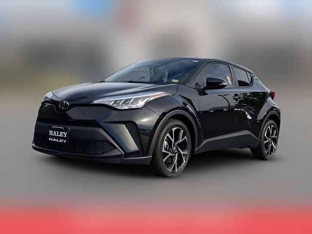 2022 Toyota C-HR XLE