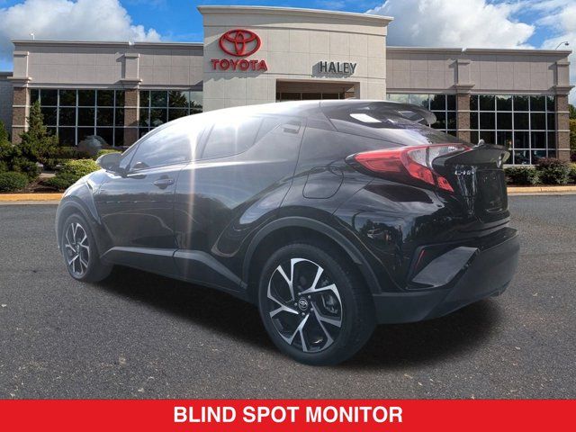 2022 Toyota C-HR XLE