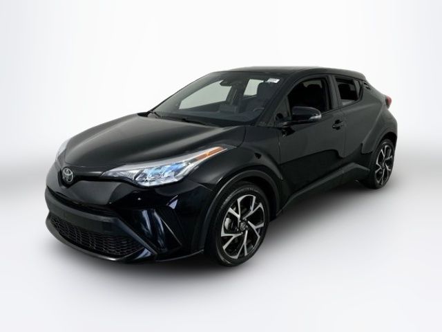 2022 Toyota C-HR XLE