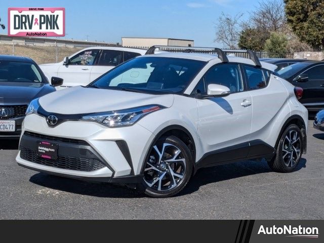 2022 Toyota C-HR XLE