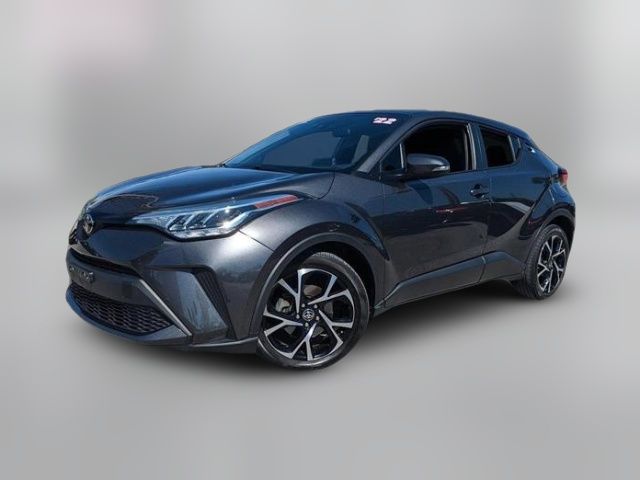 2022 Toyota C-HR XLE