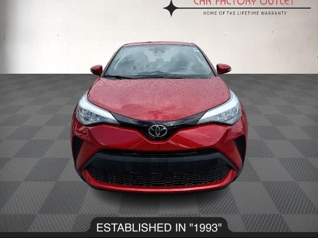 2022 Toyota C-HR XLE