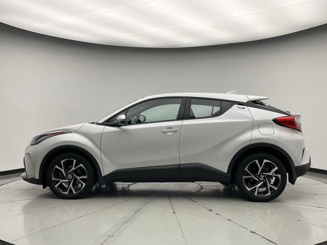 2022 Toyota C-HR XLE