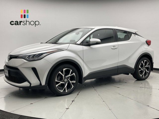 2022 Toyota C-HR XLE