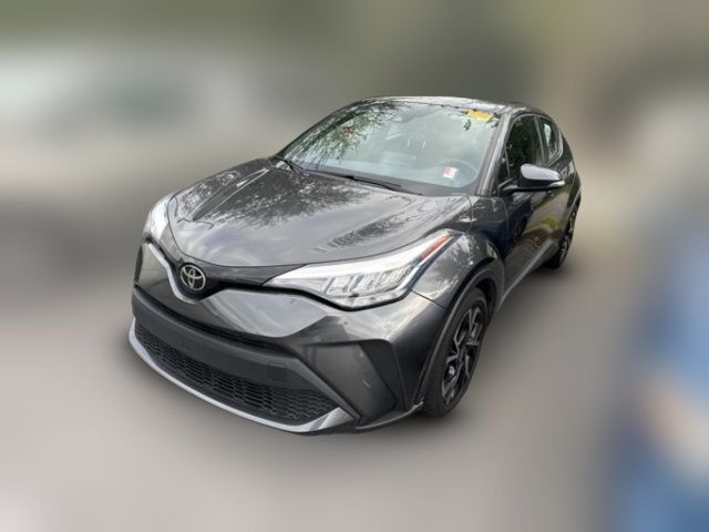 2022 Toyota C-HR XLE