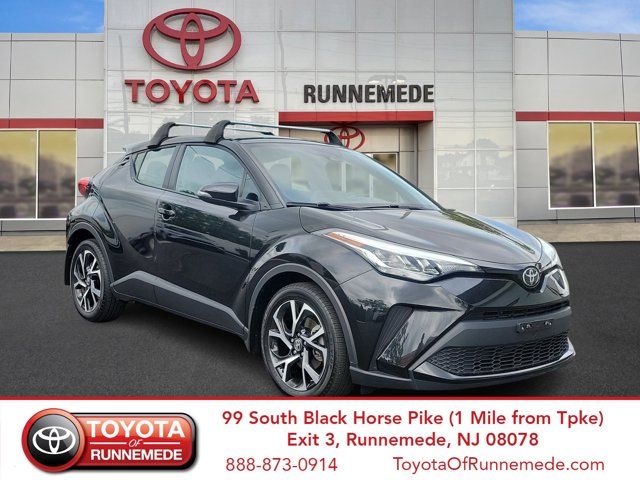 2022 Toyota C-HR XLE