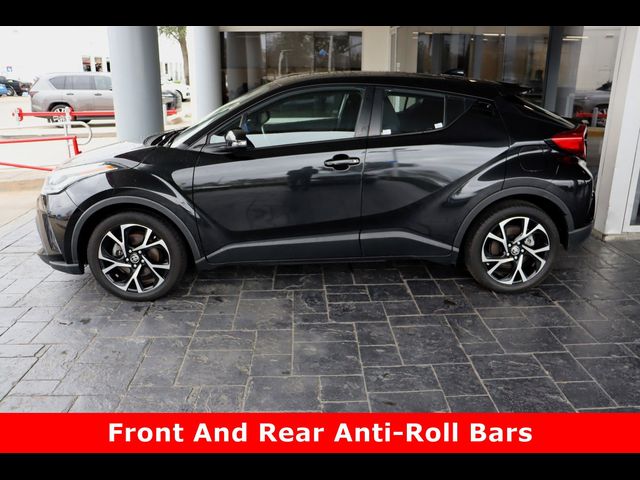 2022 Toyota C-HR XLE