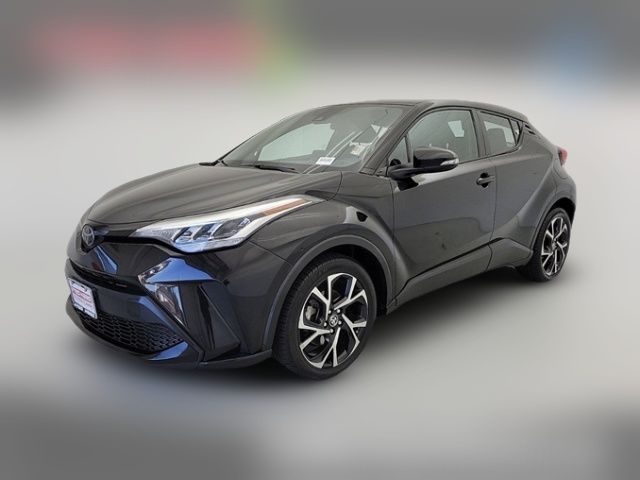 2022 Toyota C-HR XLE