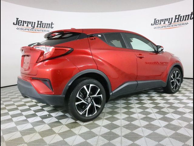 2022 Toyota C-HR XLE