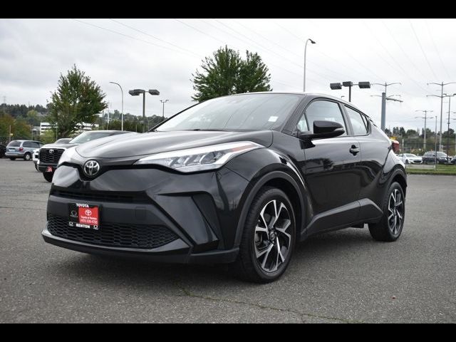 2022 Toyota C-HR XLE