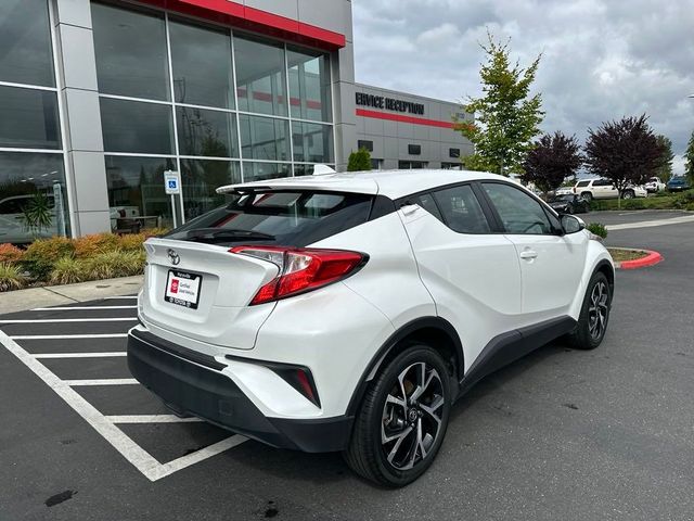 2022 Toyota C-HR XLE