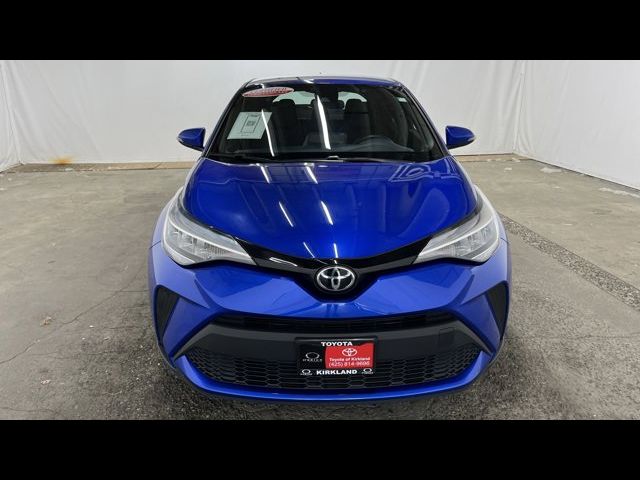 2022 Toyota C-HR XLE