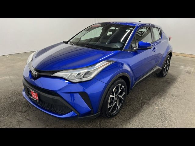 2022 Toyota C-HR XLE