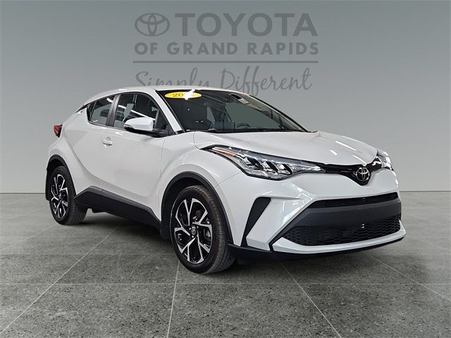 2022 Toyota C-HR XLE