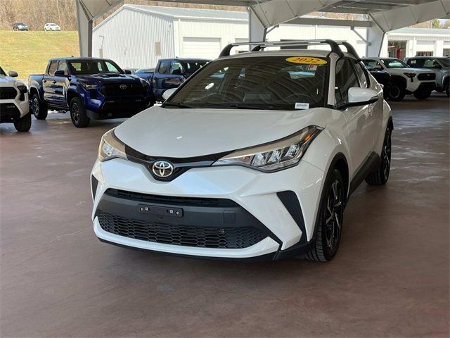 2022 Toyota C-HR XLE