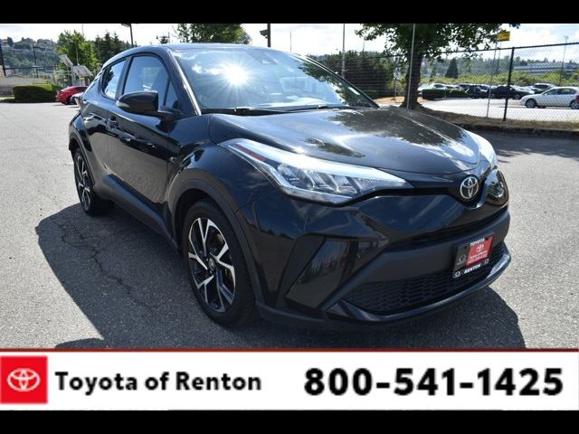 2022 Toyota C-HR XLE