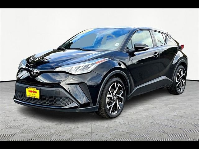 2022 Toyota C-HR XLE