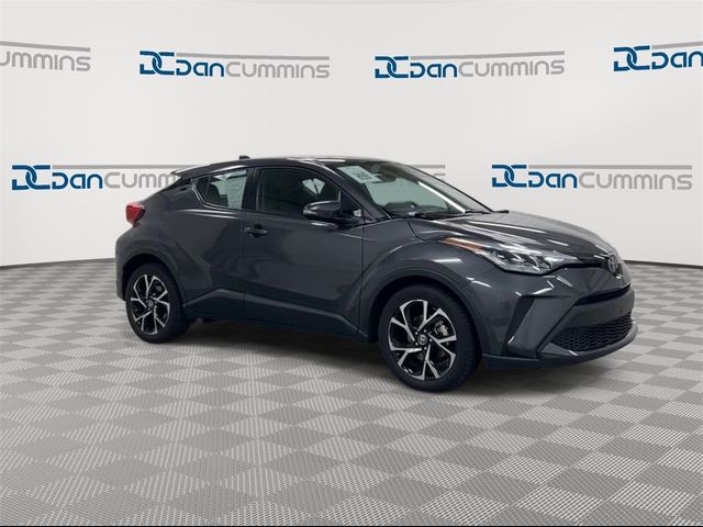 2022 Toyota C-HR XLE