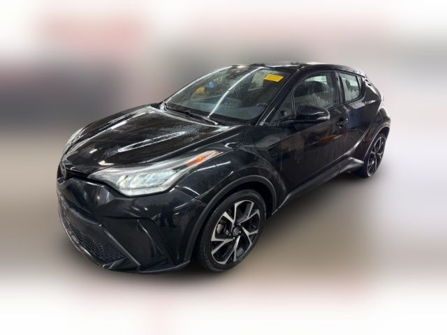 2022 Toyota C-HR XLE