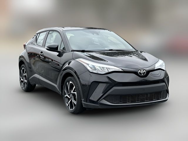 2022 Toyota C-HR XLE