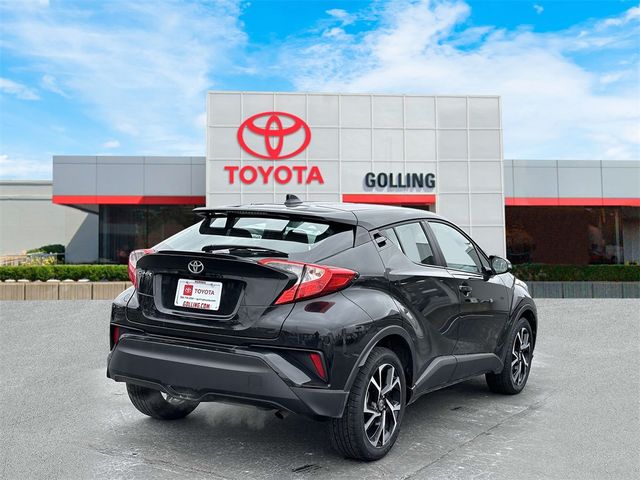 2022 Toyota C-HR XLE