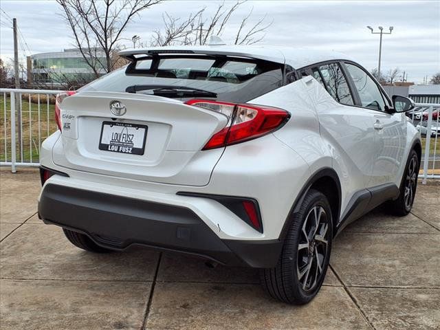 2022 Toyota C-HR XLE