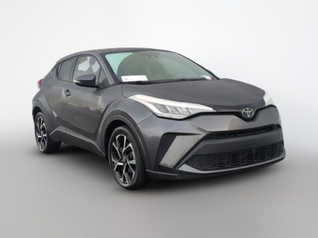 2022 Toyota C-HR XLE