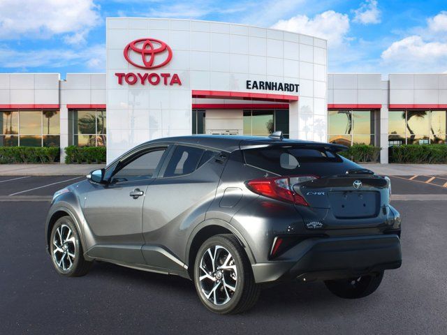 2022 Toyota C-HR XLE