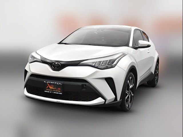 2022 Toyota C-HR XLE