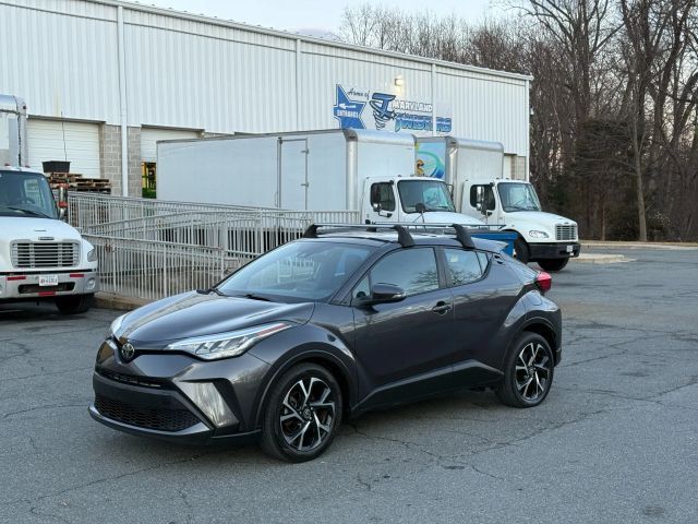 2022 Toyota C-HR XLE
