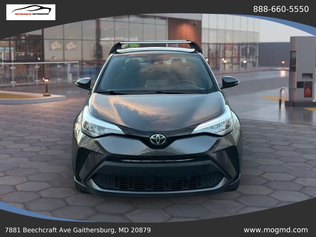 2022 Toyota C-HR XLE