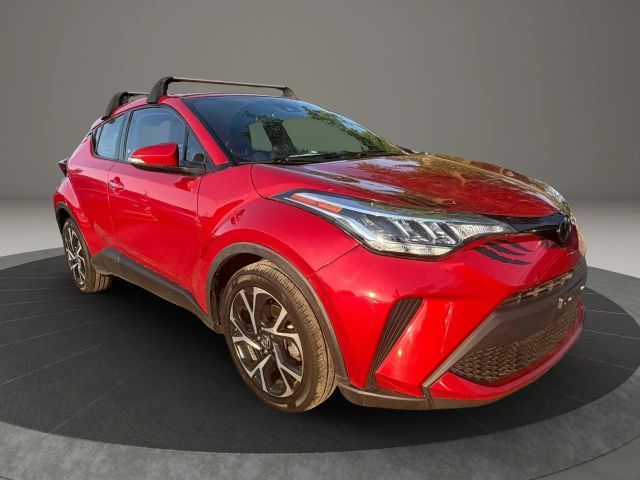 2022 Toyota C-HR XLE