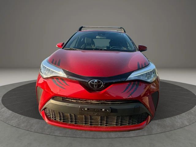 2022 Toyota C-HR XLE