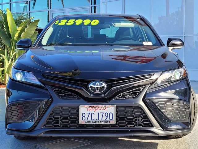 2022 Toyota Camry 