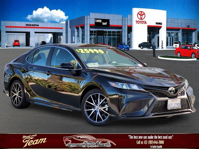 2022 Toyota Camry 