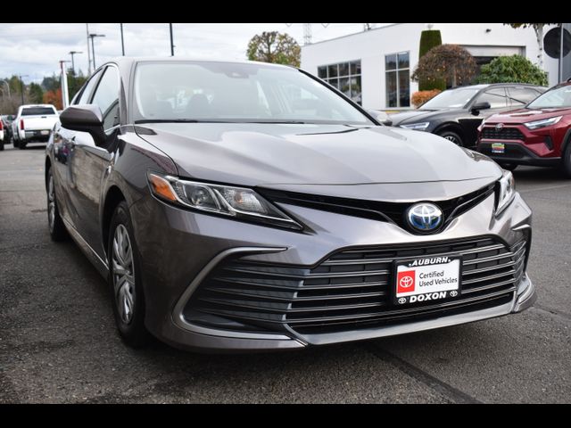 2022 Toyota Camry Hybrid LE