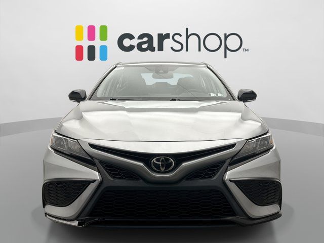 2022 Toyota Camry SE Nightshade