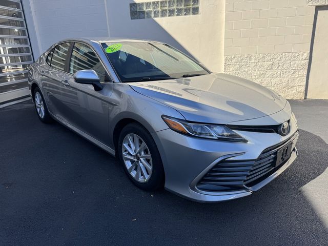 2022 Toyota Camry LE