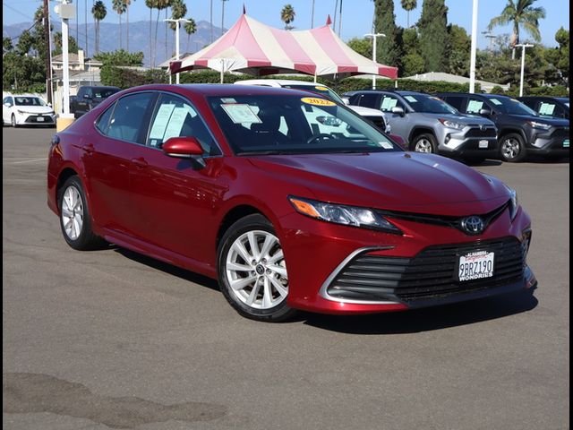 2022 Toyota Camry LE