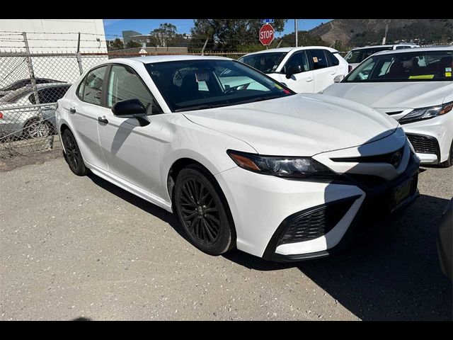 2022 Toyota Camry SE Nightshade