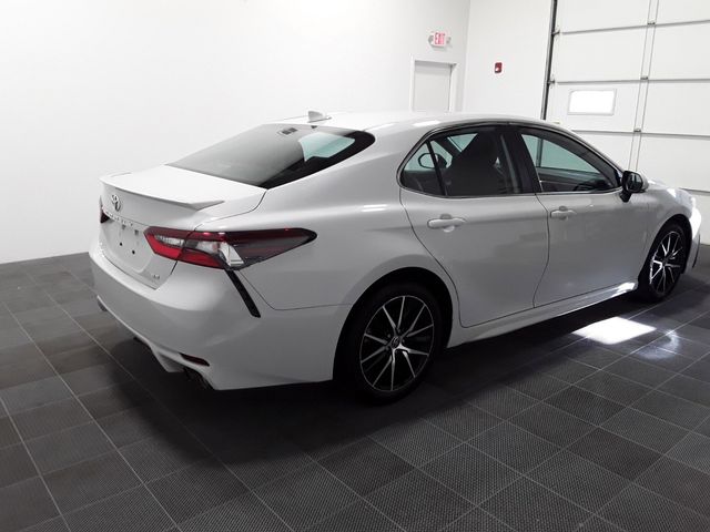 2022 Toyota Camry 