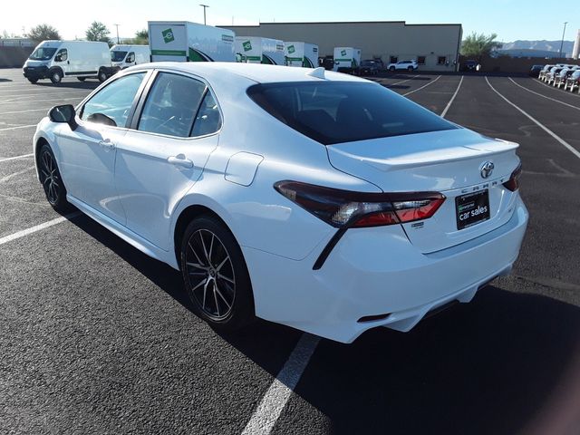 2022 Toyota Camry 