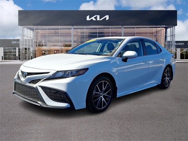 2022 Toyota Camry SE Nightshade