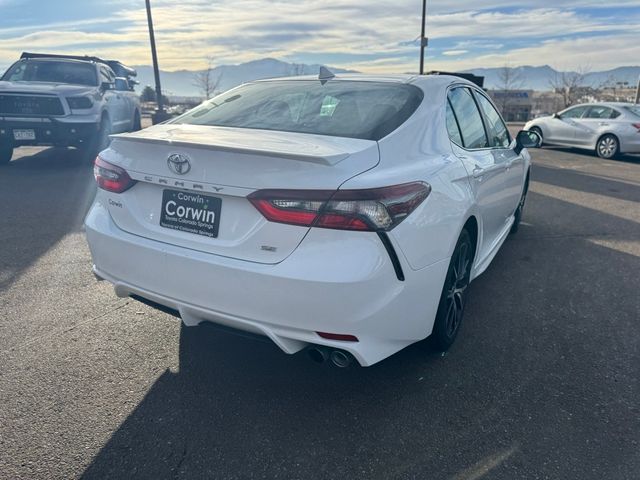 2022 Toyota Camry SE