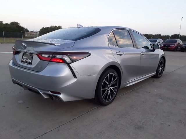 2022 Toyota Camry 