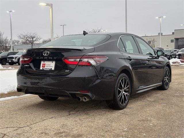 2022 Toyota Camry SE