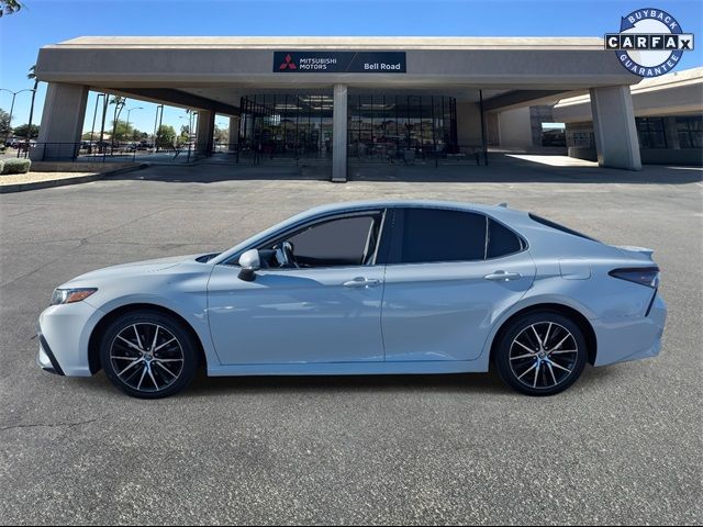 2022 Toyota Camry SE