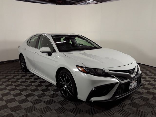 2022 Toyota Camry 