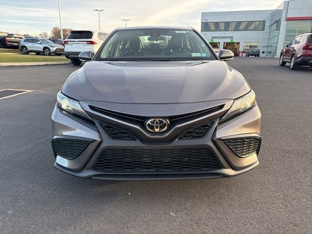 2022 Toyota Camry 