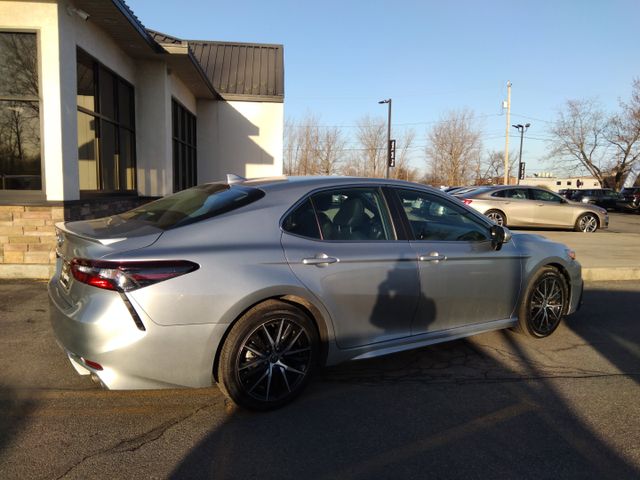 2022 Toyota Camry 